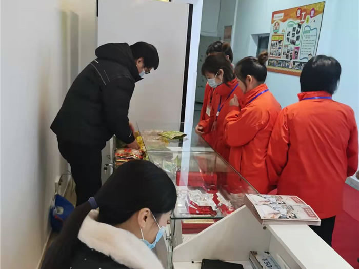 四川中青旅綿陽分社、綿陽市中旅假日旅行社、綿陽自來文化傳播有限公司24H自助售貨服務(wù)盛大開業(yè)